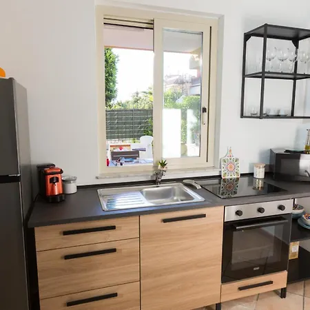 Isola Bed & Breakfast 3*