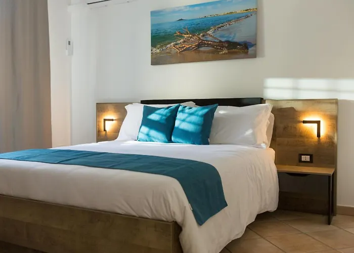 Couette-café Isola 3*